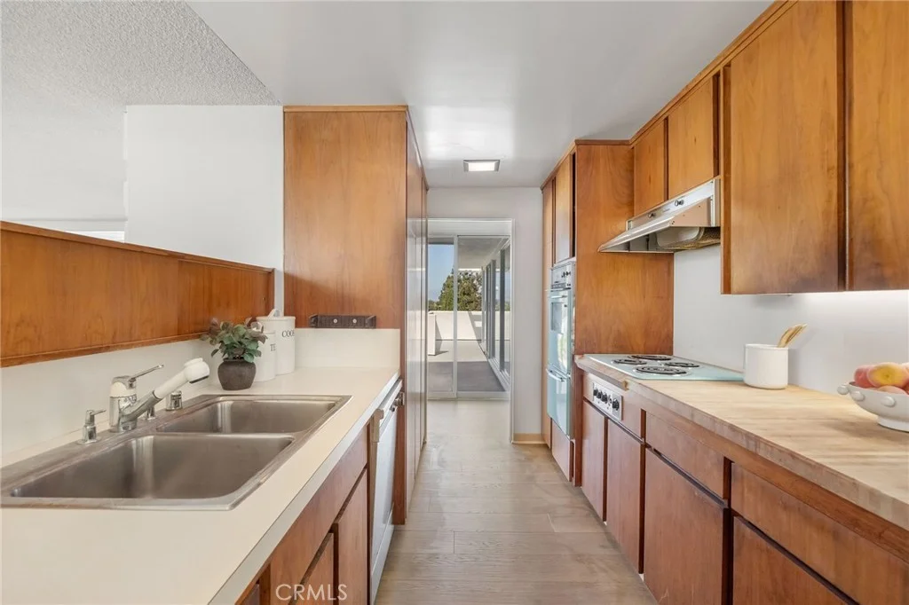 1142 Ronda, Manhattan Beach, 