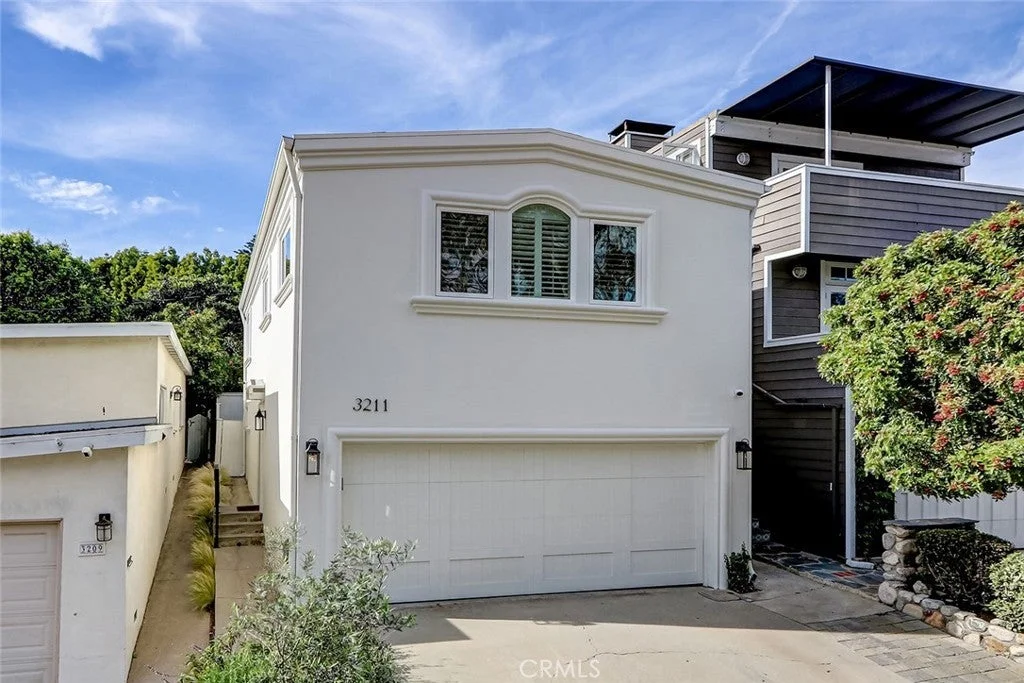 3211 N Valley, Manhattan Beach, 