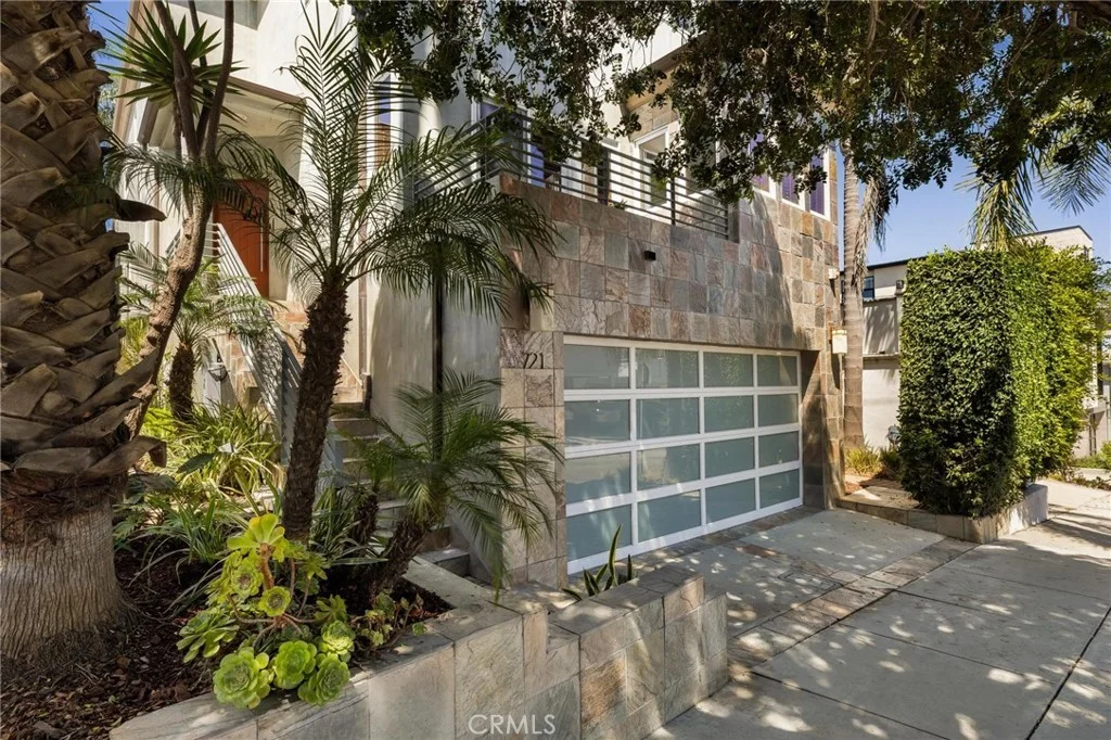721 12th Street, Manhattan Beach, 