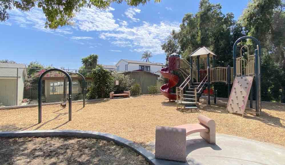 eighth-street-park-play-structure